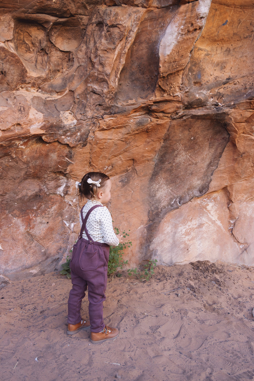 scalloped edge mockneck