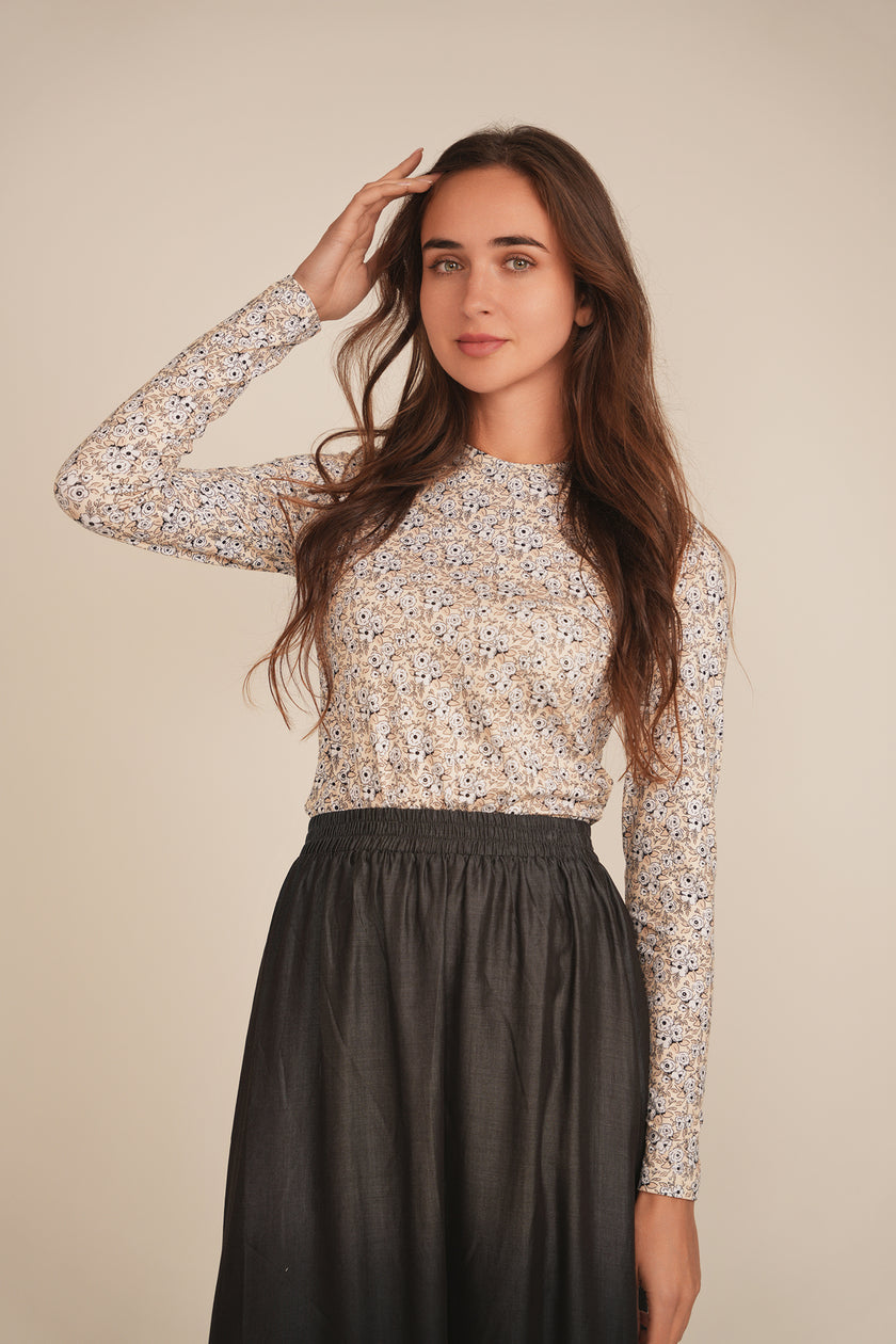 Ladies Cotton Floral LS V neck