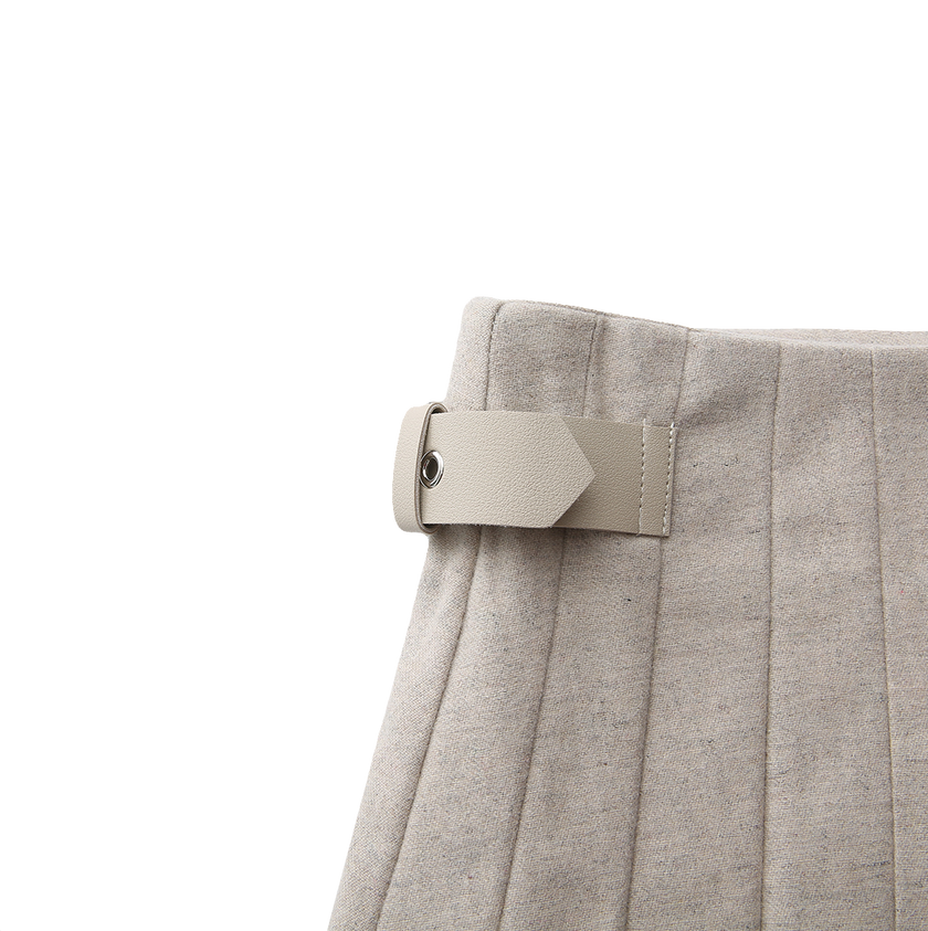 Side Pleat Wool Skirt