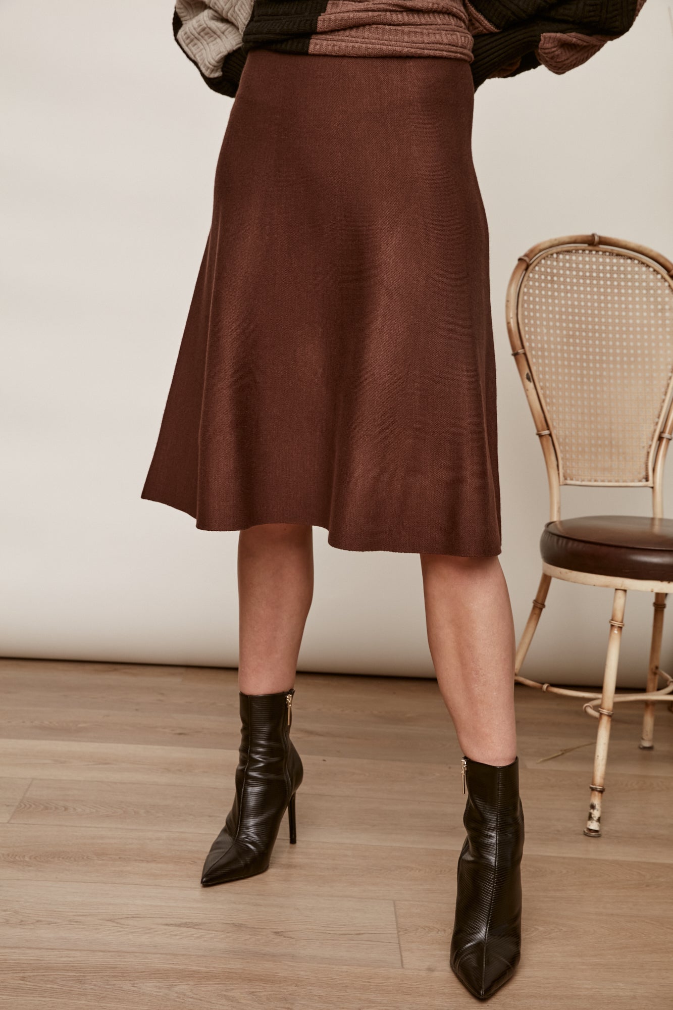 Notch_Skirt_Short