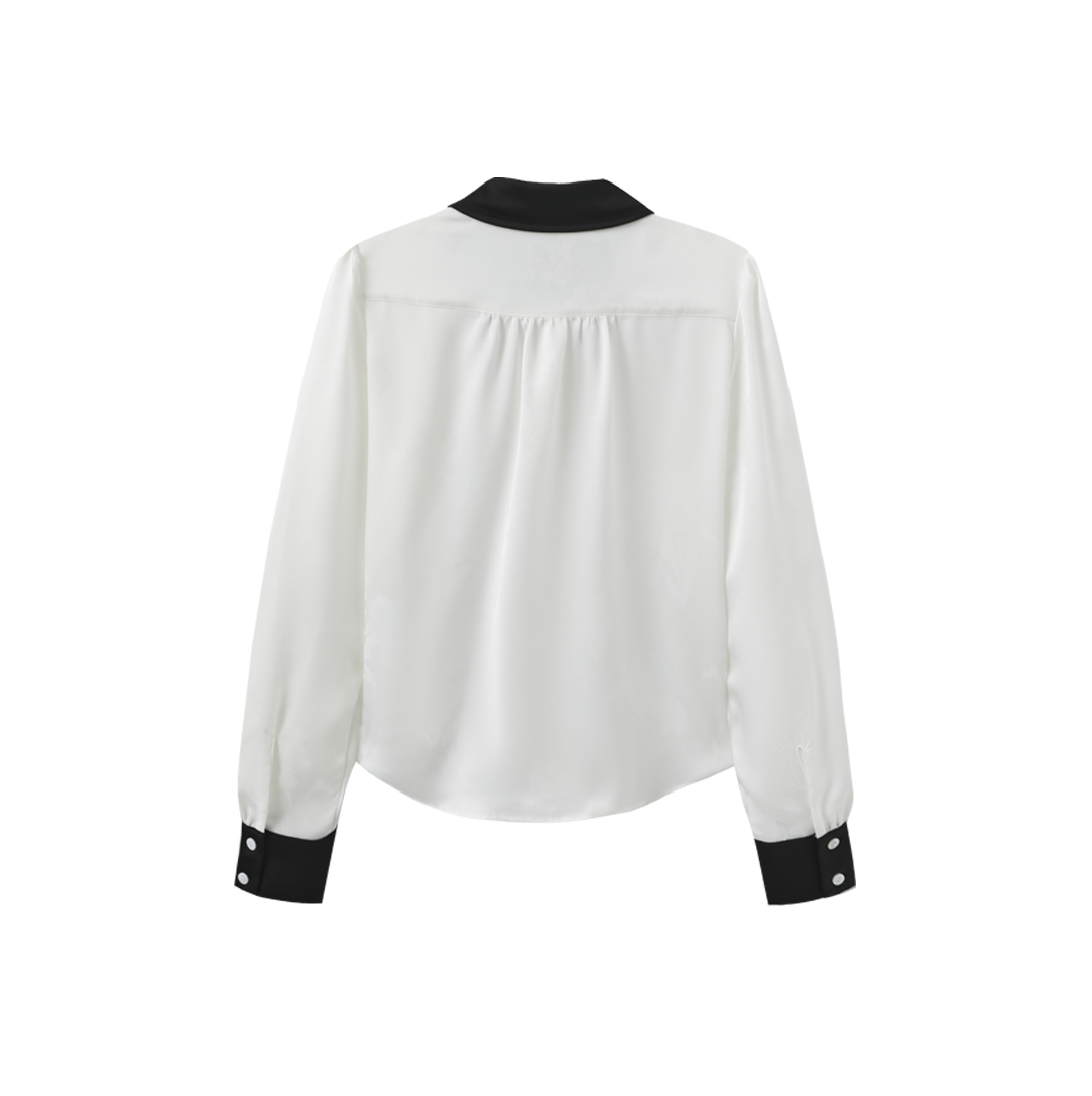 Contrast Collar Pleated Blouse