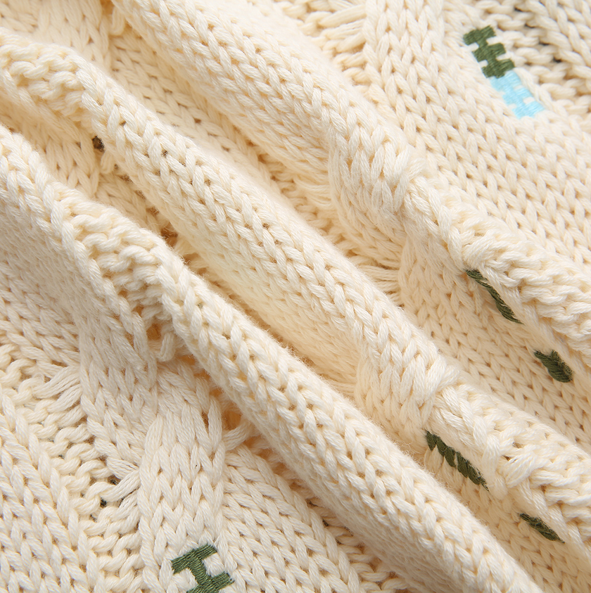 Chunky Knit Embroidered Turtleneck