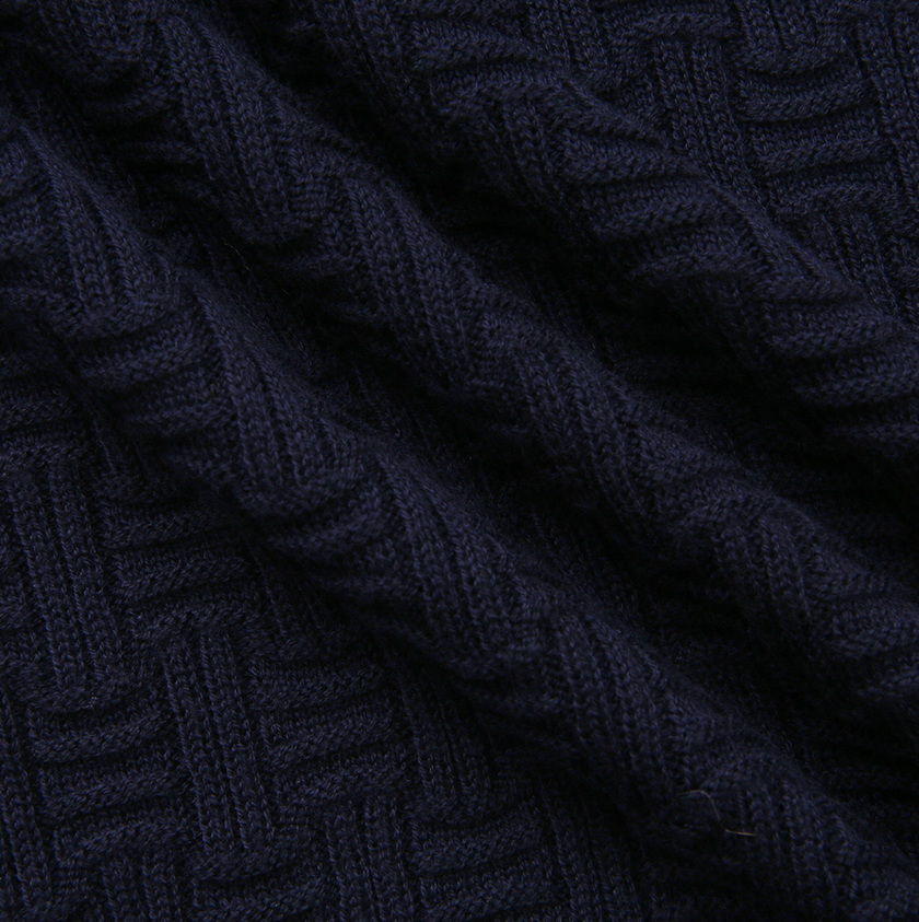 Tulip Design Knit Crew Neck