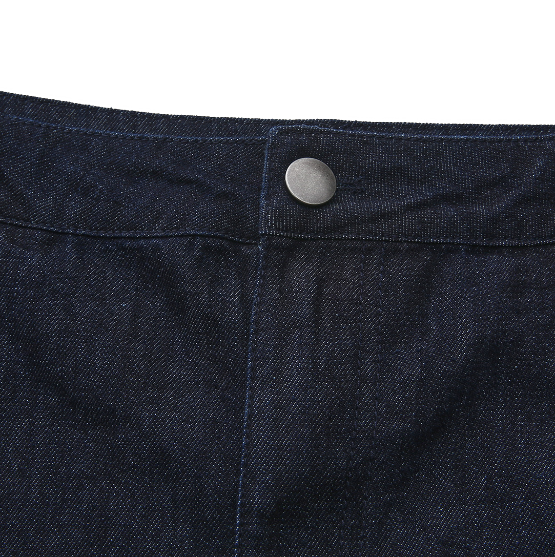 V-Seam Denim Skirt